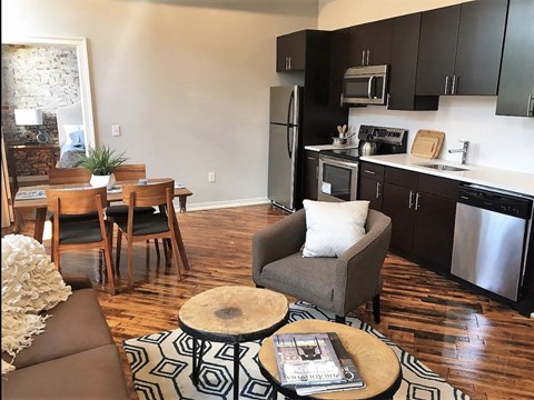 Floor plan for 2 beds, 1 bath, 860 sqft
